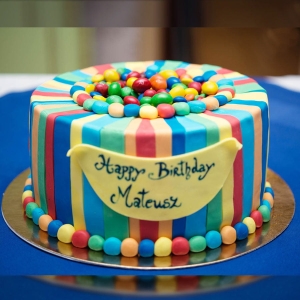 Tort urodzinowy M&M's