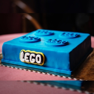 Tort klocek Lego